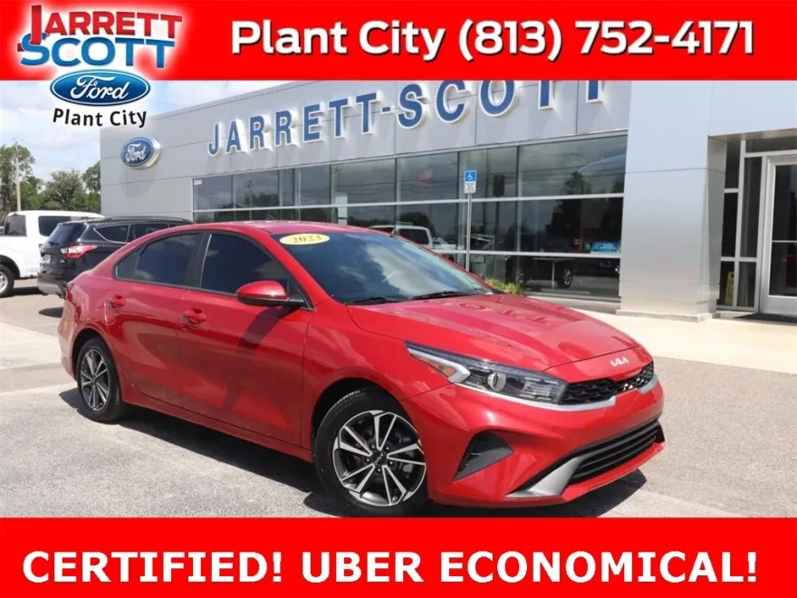 2023 Kia Forte LXS photo 1