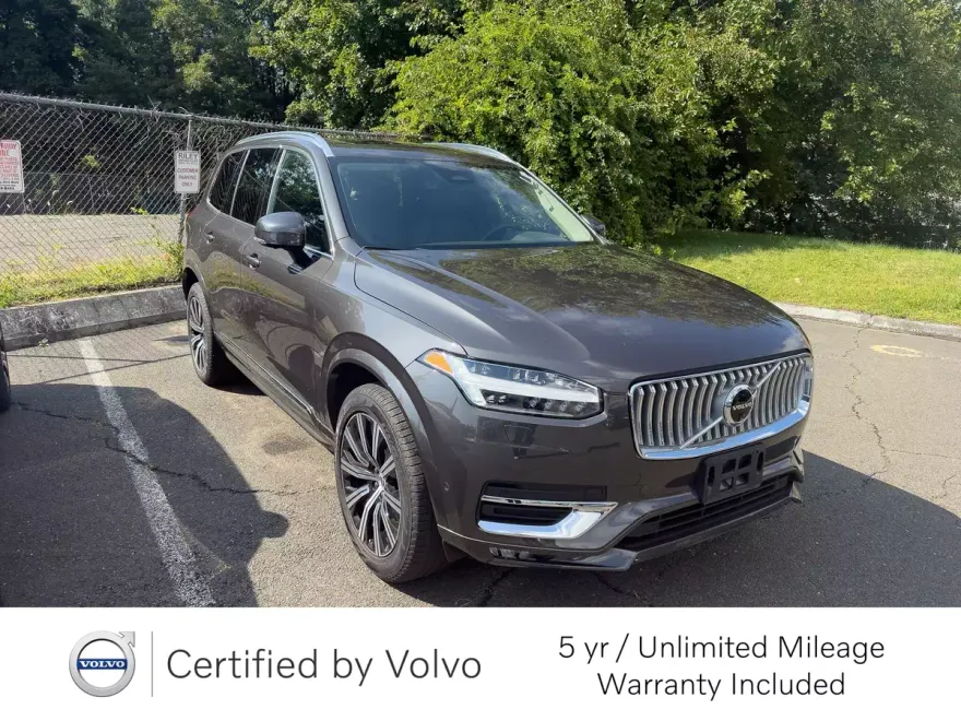 2024 Volvo XC90 Plus photo 1