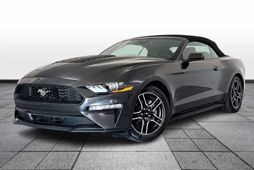 2022 Ford Mustang EcoBoost photo 1