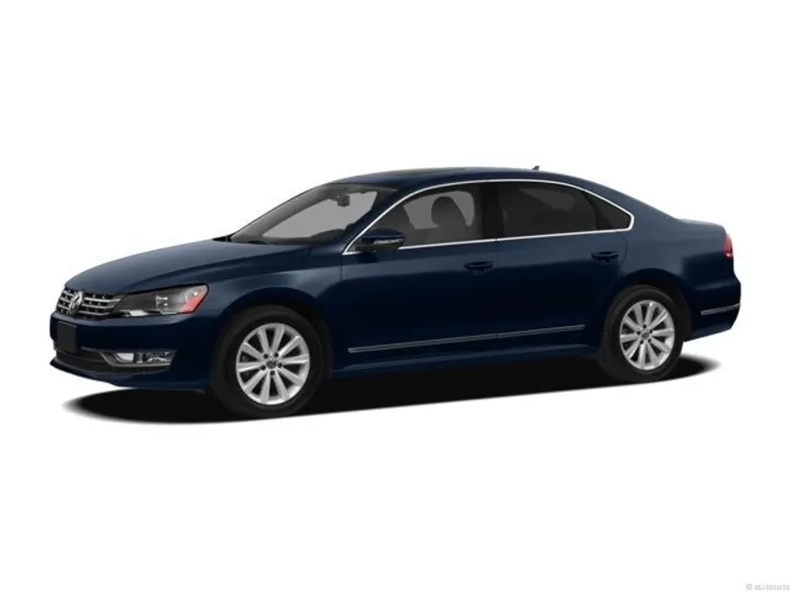 2012 Volkswagen Passat S photo 1