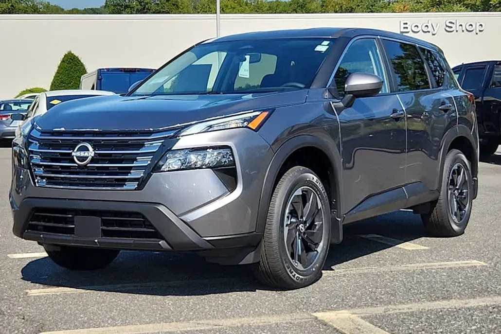 2026 Nissan Rogue SV photo 1