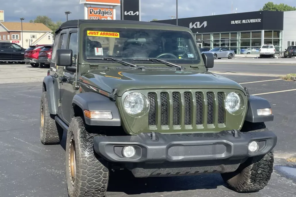2023 Jeep Wrangler Sport photo 1