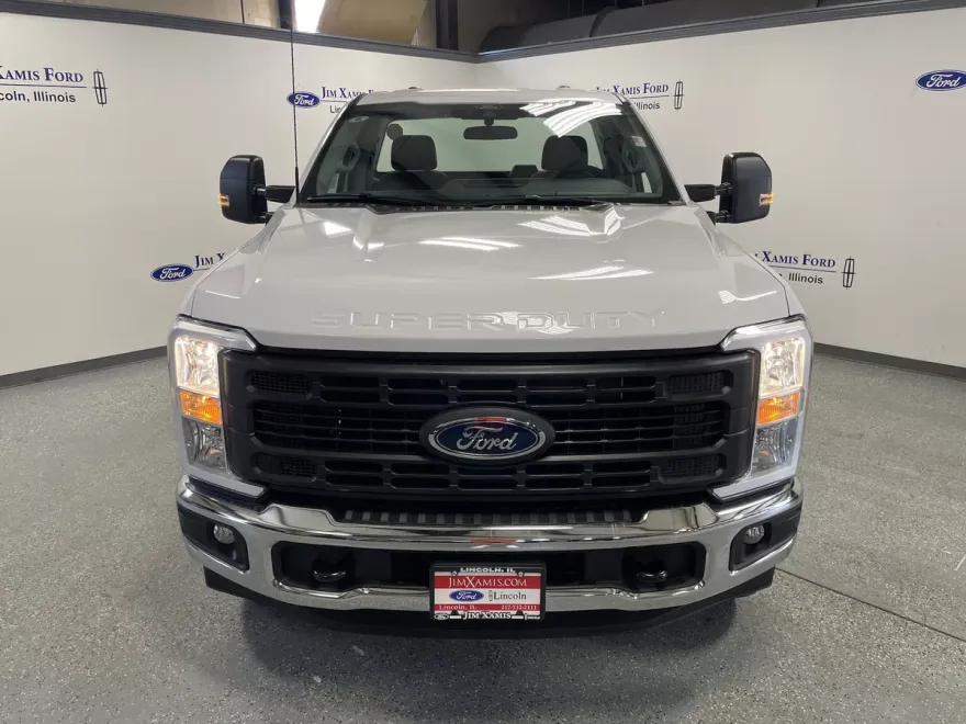 2026 Ford F-350 XL photo 1