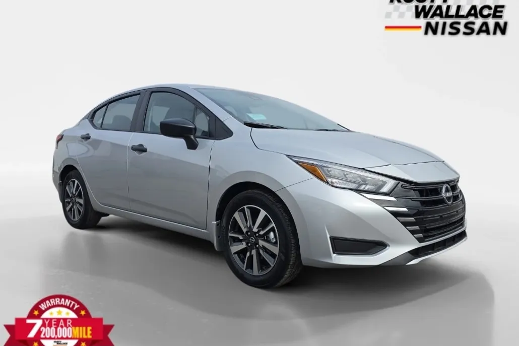 2025 Nissan Versa S photo 1