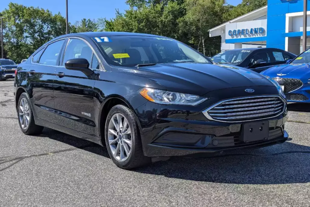 2017 Ford Fusion Hybrid S photo 1