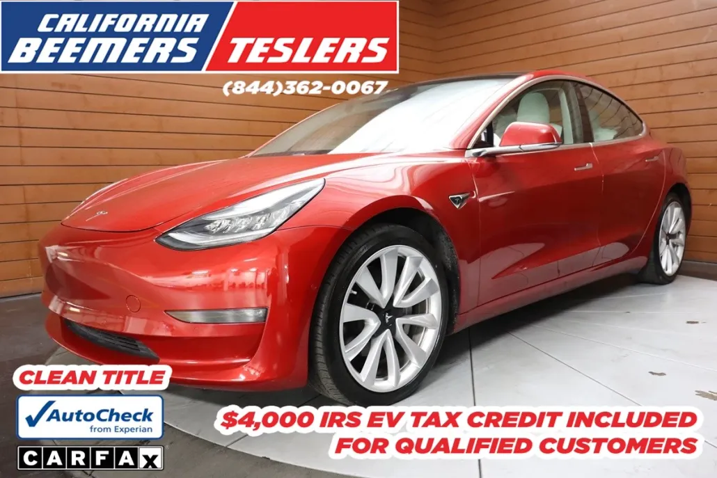 2020 Tesla Model 3 Long Range photo 1