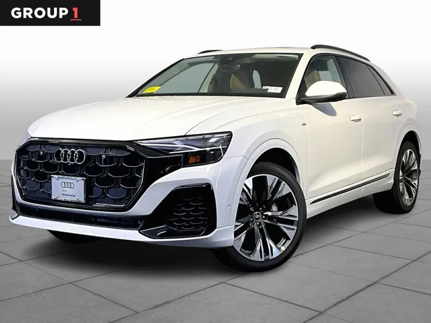 2025 Audi Q8 55 Premium Plus photo 1