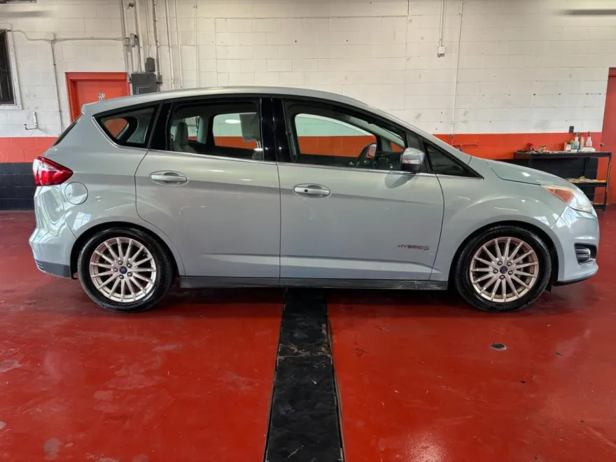 2013 Ford C-Max Hybrid SEL photo 1