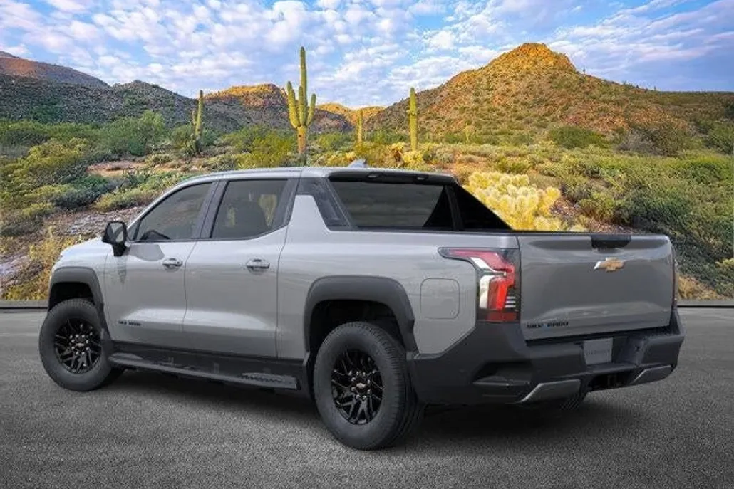 2026 Chevrolet Silverado EV LT photo 1