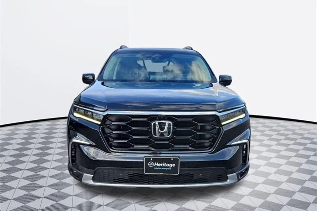 2025 Honda Pilot Elite photo 1