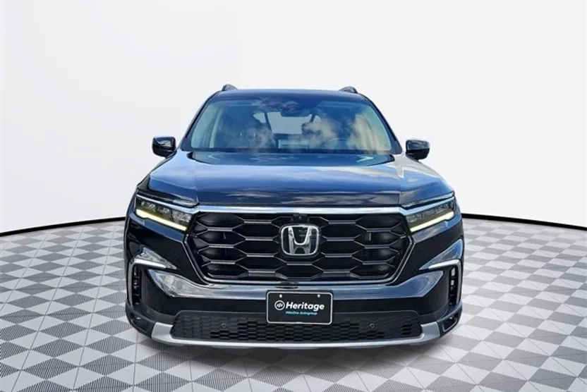 2025 Honda Pilot Elite photo 1