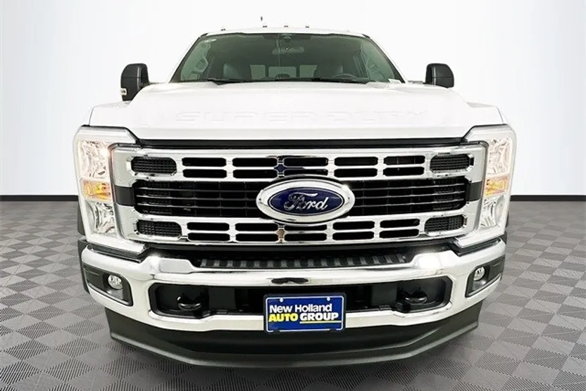 2026 Ford F-550 XL photo 1