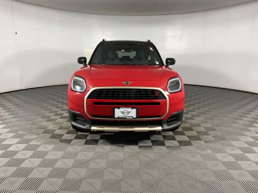 2025 Mini Cooper S Iconic photo 1
