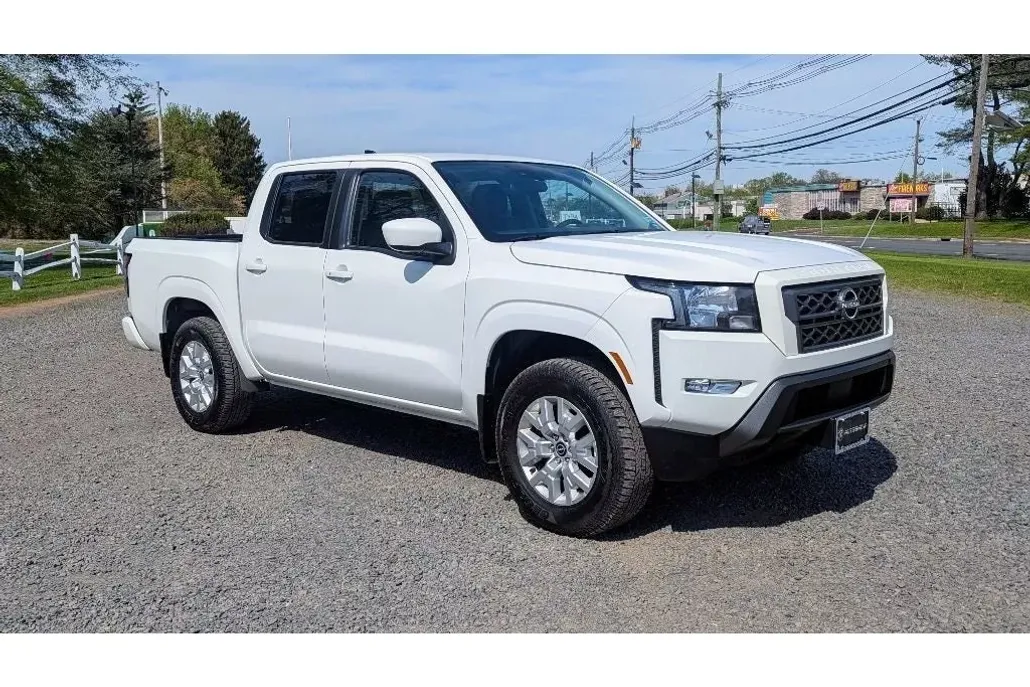 2023 Nissan Frontier Crew Cab SV photo 1