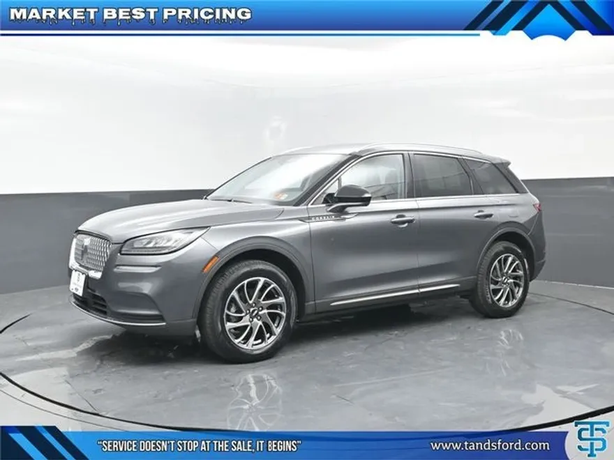 2022 Lincoln Corsair Standard photo 1