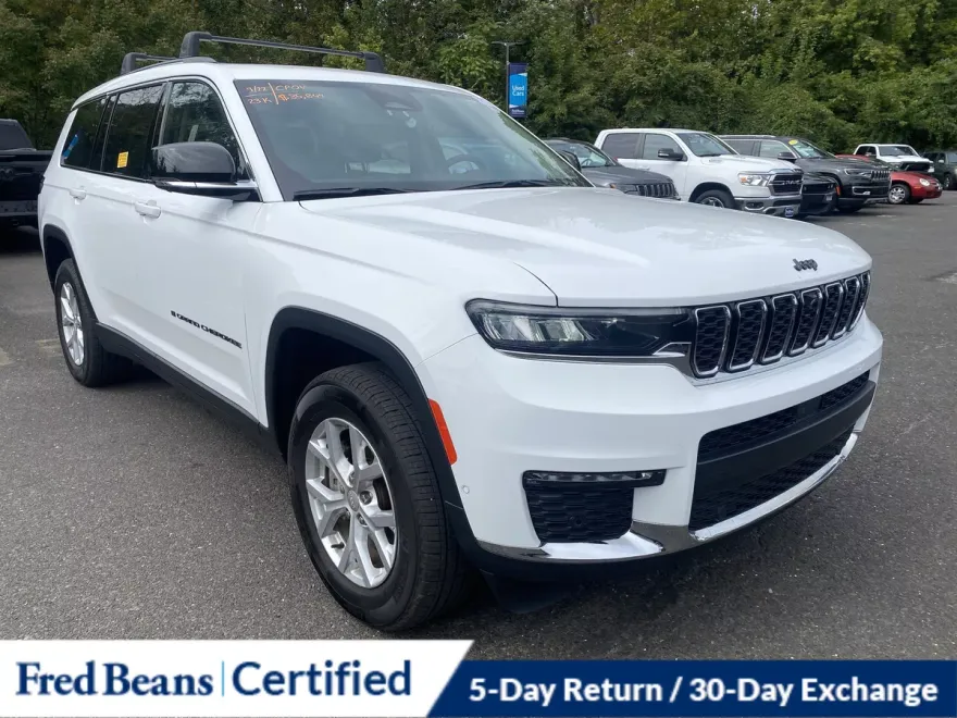 2023 Jeep Grand Cherokee Limited photo 1