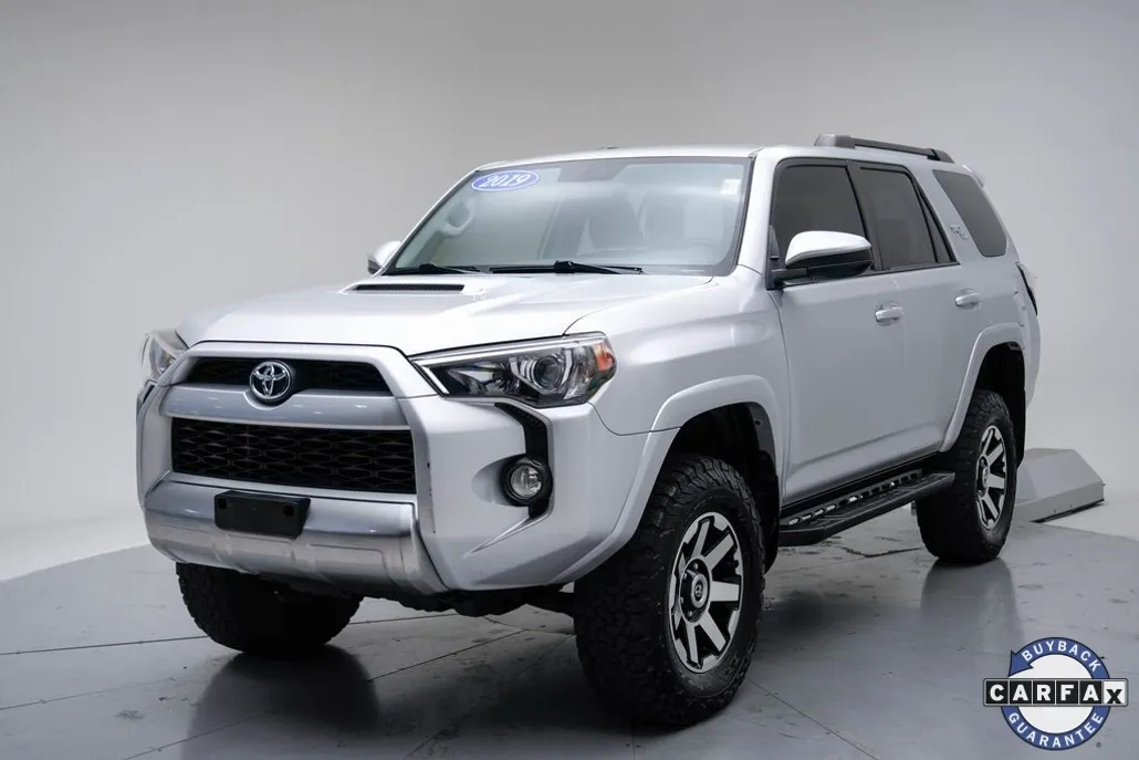 2019 Toyota 4Runner TRD Off-Road photo 1