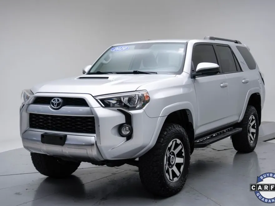 2019 Toyota 4Runner TRD Off-Road photo 1