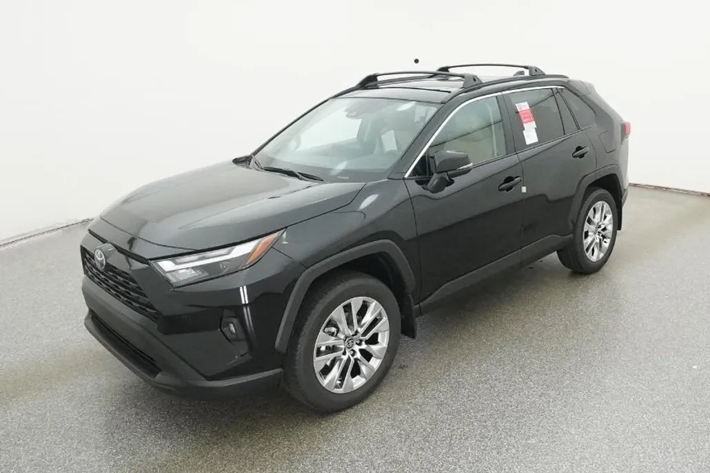 2025 Toyota RAV4 XLE Premium photo 1