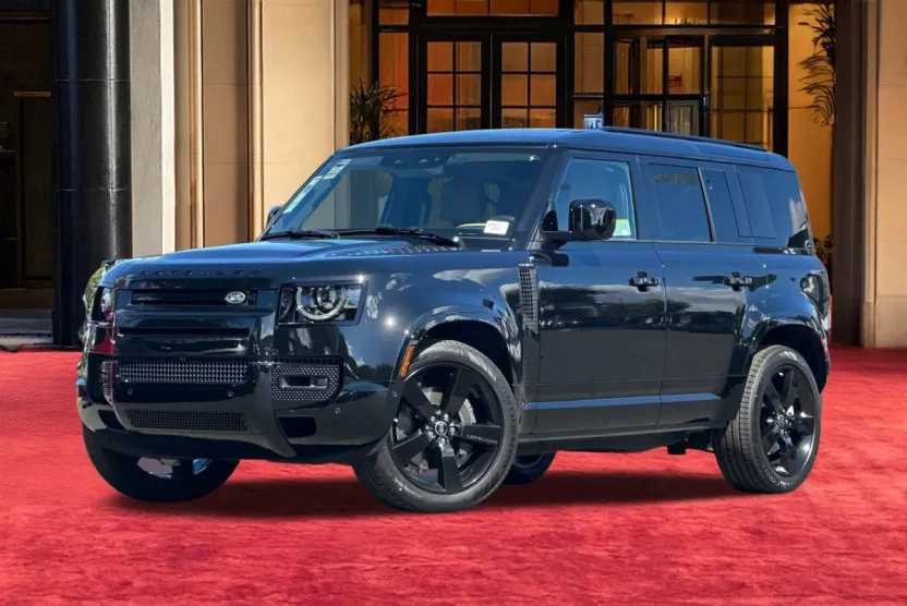 2025 Land Rover Defender 110 X-Dynamic SE photo 1