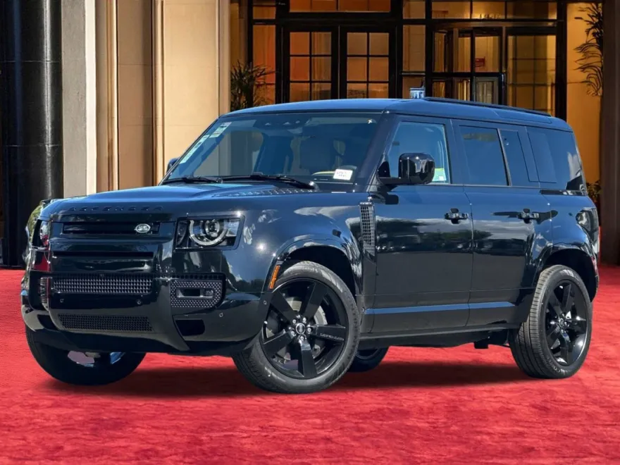 2025 Land Rover Defender 110 X-Dynamic SE photo 1