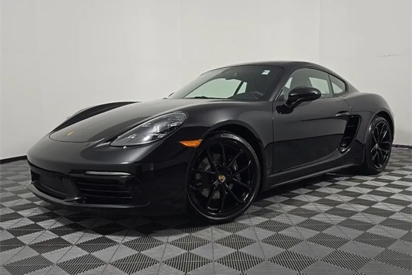2025 Porsche Cayman photo 1
