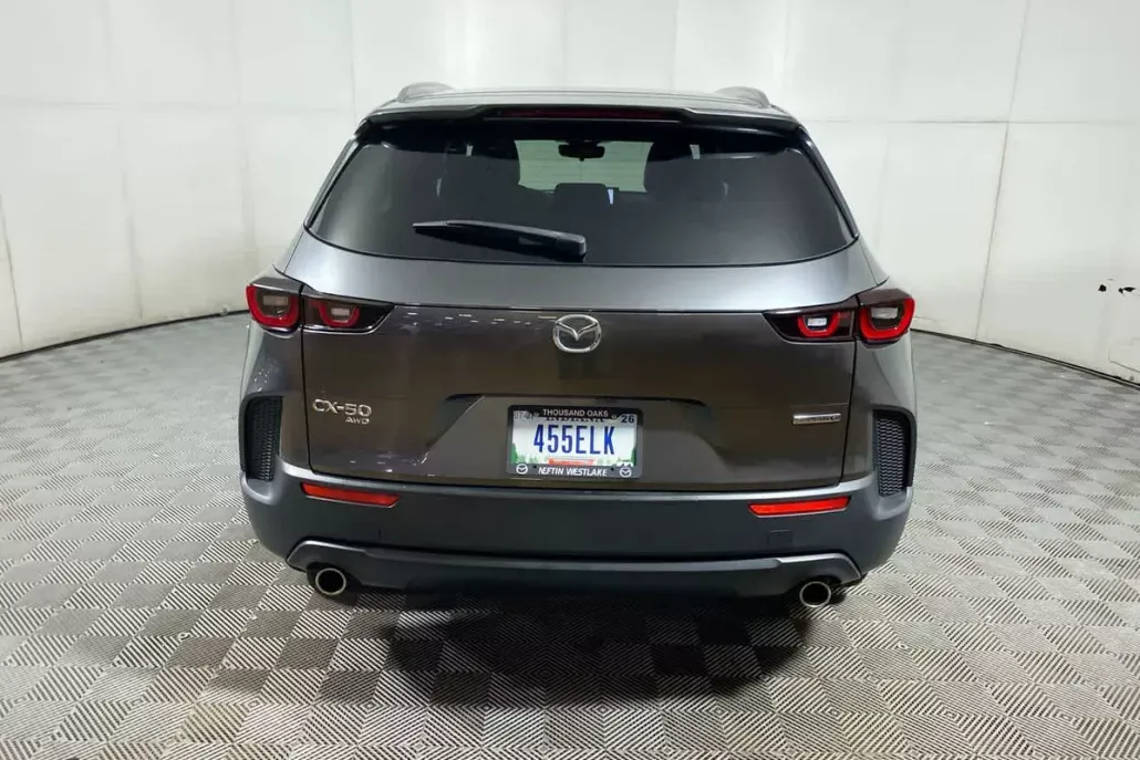 2023 Mazda CX-50 2.5 Preferred Plus photo 1