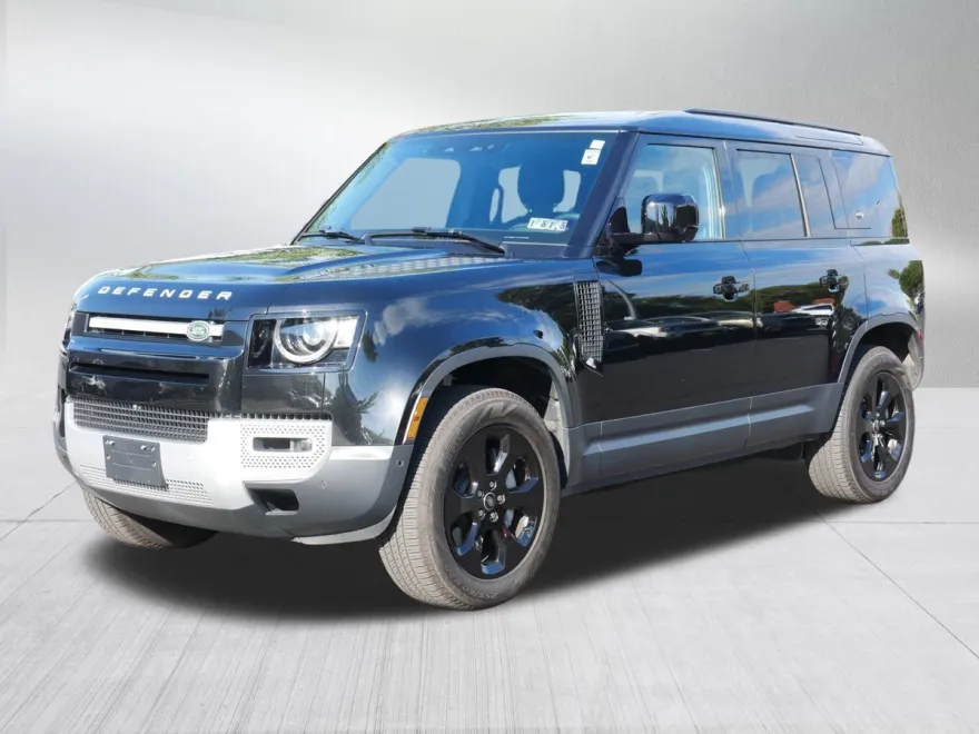 2023 Land Rover Defender SE photo 1