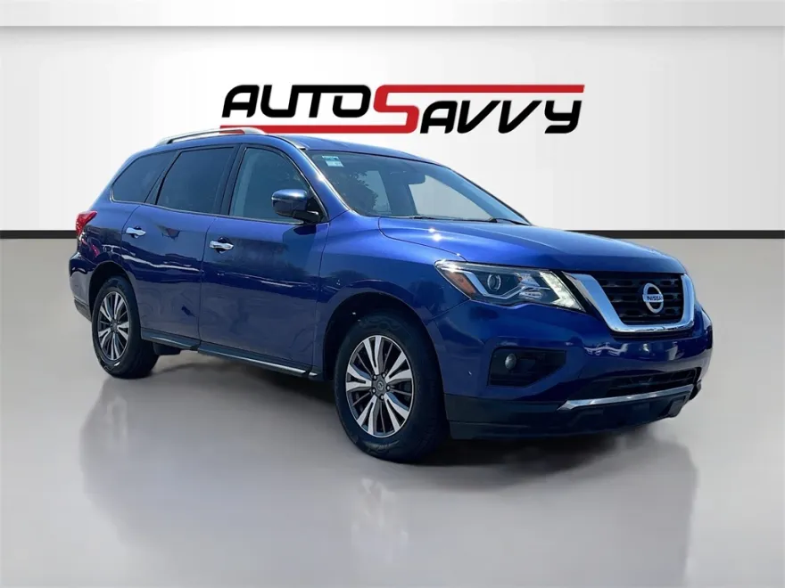 2019 Nissan Frontier PRO-4X photo 1