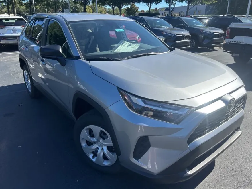 2025 Toyota RAV4 LE photo 1