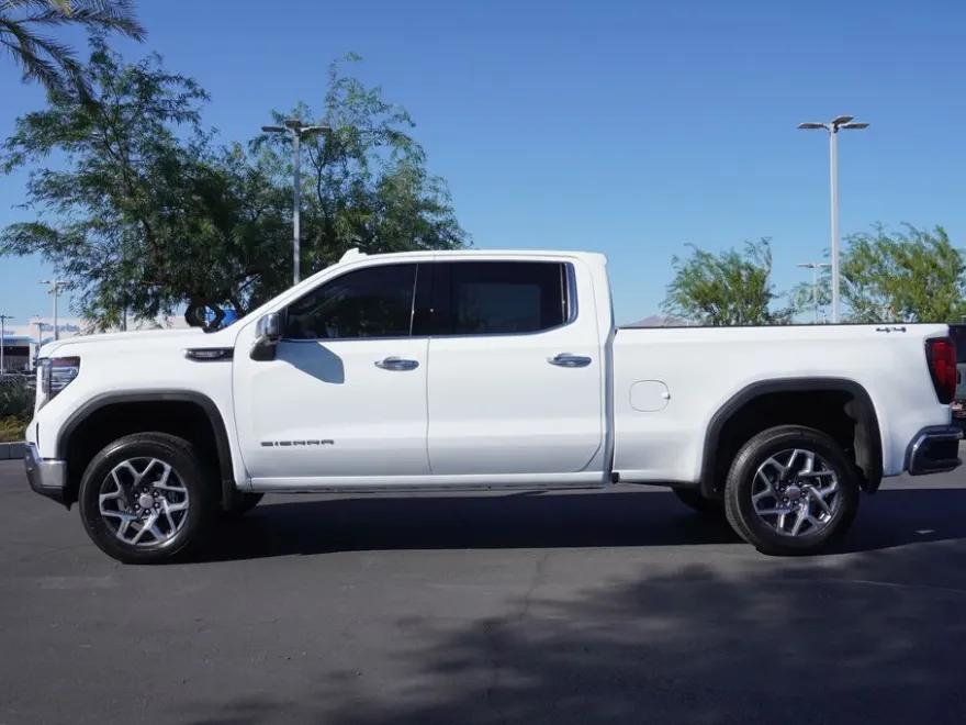 2022 Gmc Sierra 1500 SLT photo 1