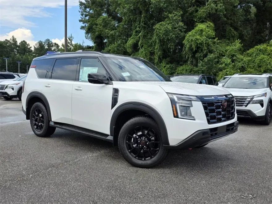 2025 Nissan Armada photo 1