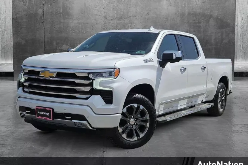 2025 Chevrolet Silverado 1500 High Country photo 1