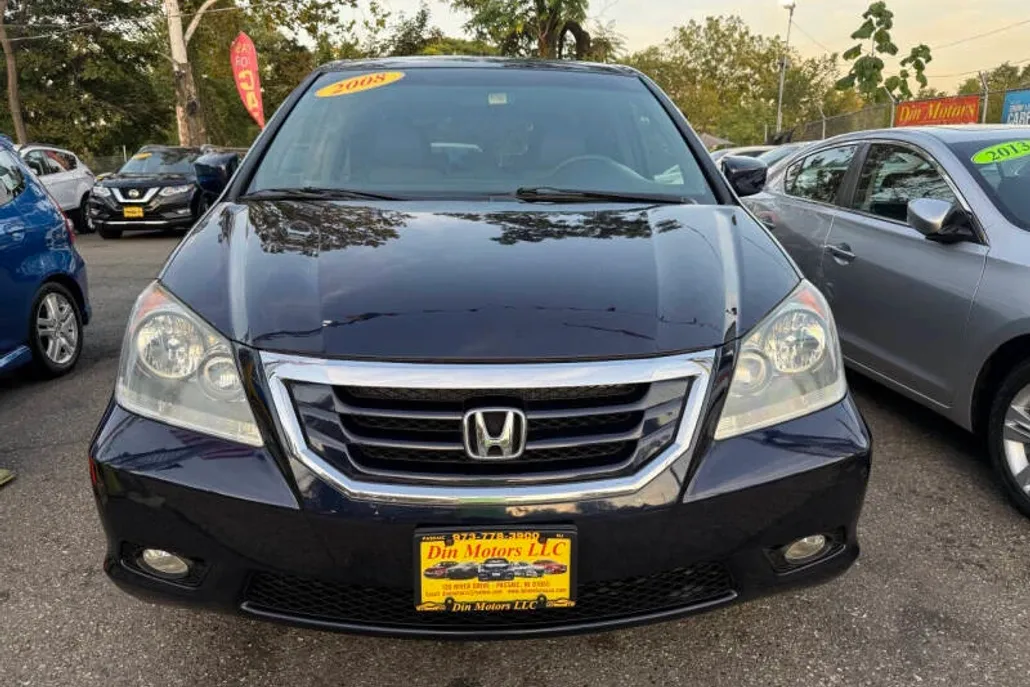2008 Honda Odyssey Touring photo 1