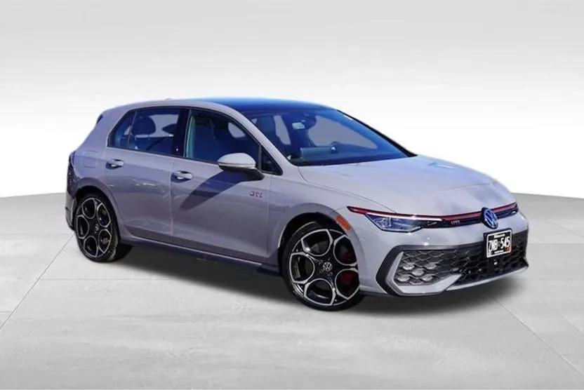 2025 Volkswagen Golf GTI Autobahn photo 1