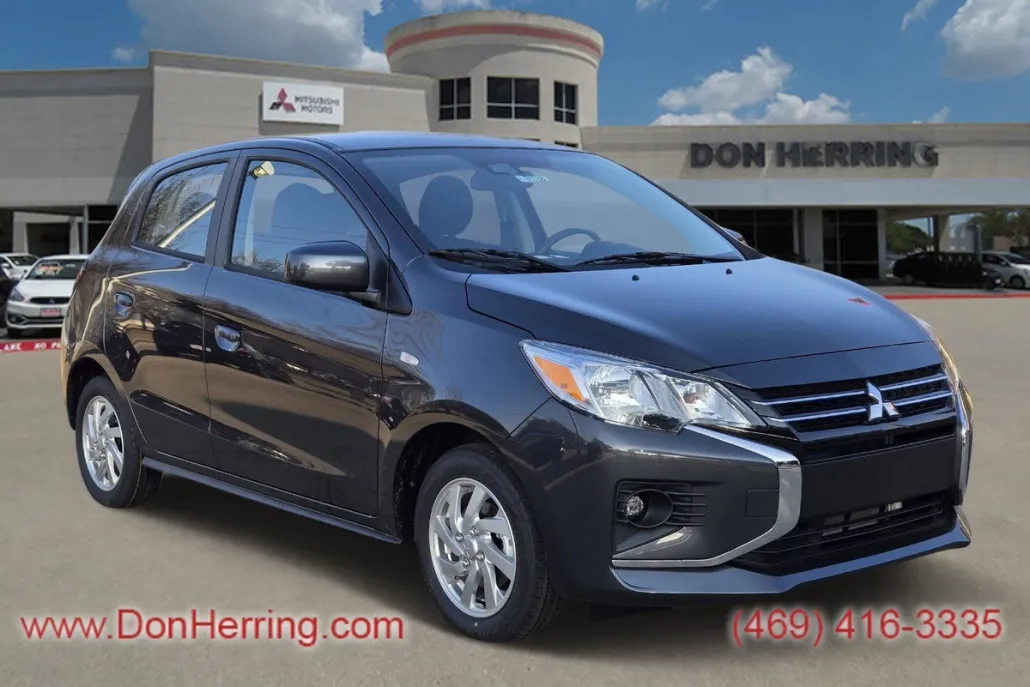 2024 Mitsubishi Mirage LE photo 1