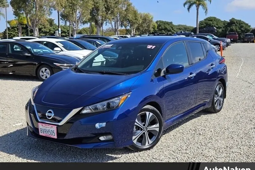 2021 Nissan Leaf SV photo 1