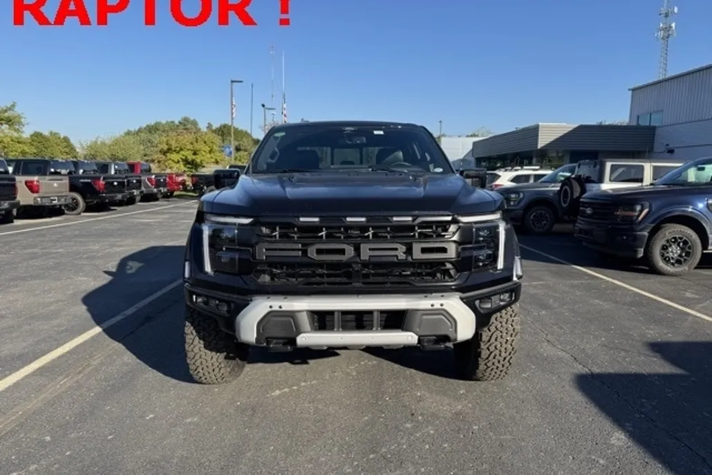 2025 Ford F-150 Raptor photo 1