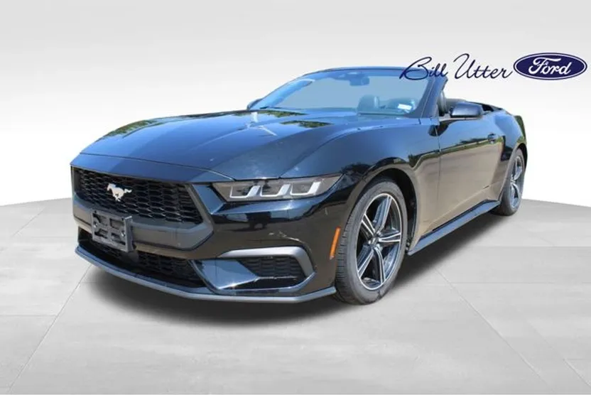 2024 Ford Mustang photo 1