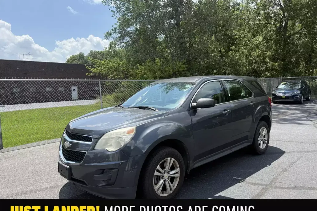 2011 Chevrolet Equinox LS photo 1