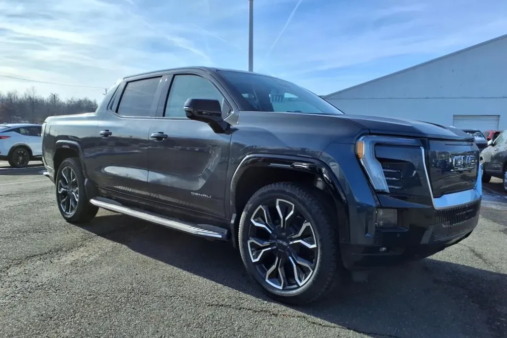 2025 Gmc Sierra EV Denali photo 1