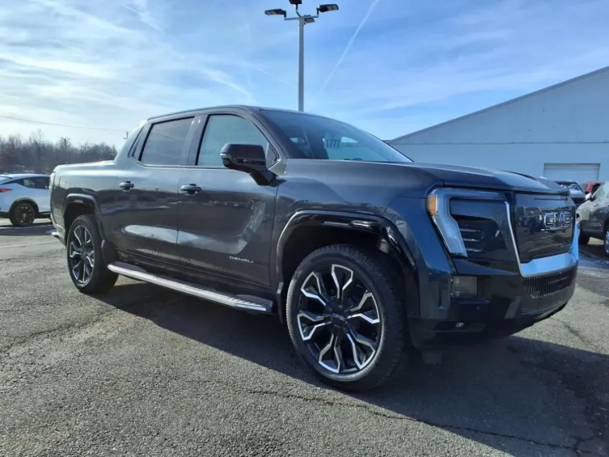 2025 Gmc Sierra EV Denali photo 1