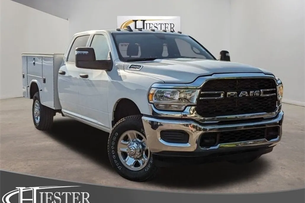 2024 Ram 2500 Tradesman photo 1