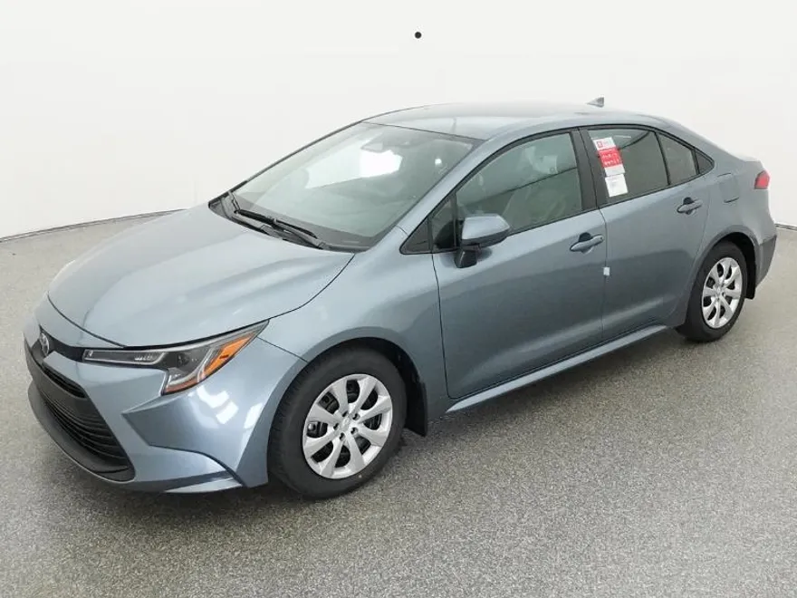 2026 Toyota Corolla LE photo 1