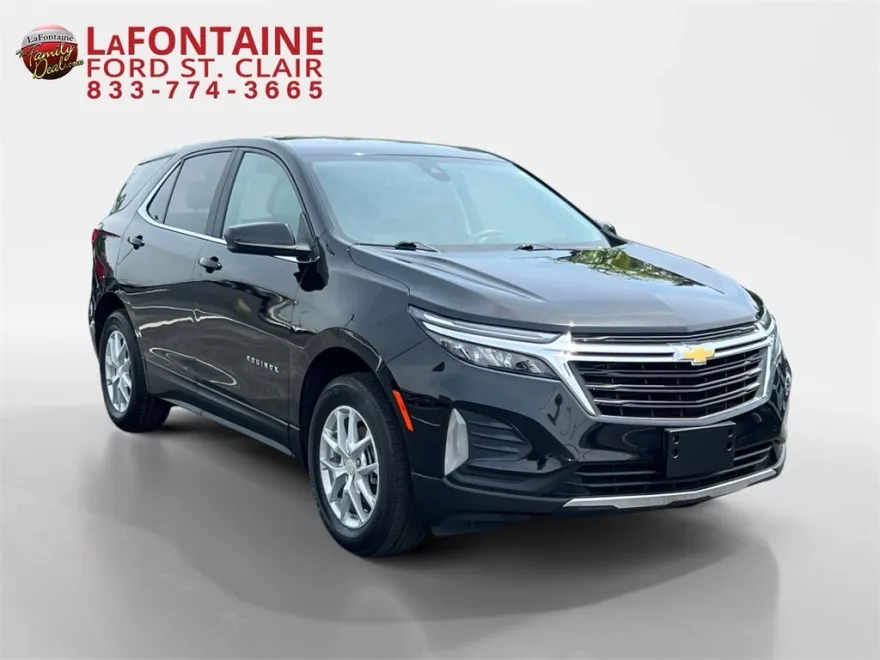 2023 Chevrolet Equinox LT photo 1