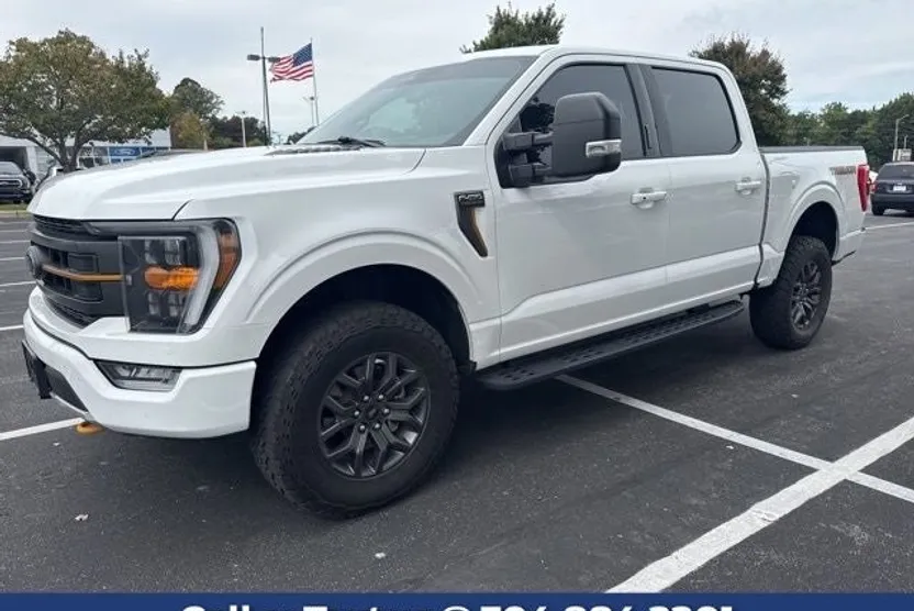 2023 Ford F-150 Base photo 1