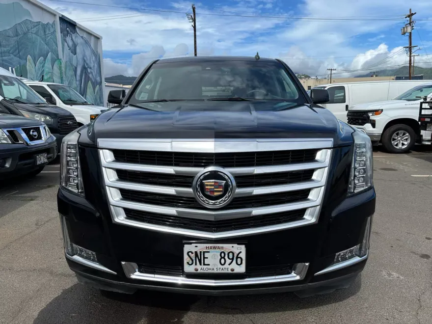 2015 Cadillac Escalade ESV Luxury photo 1