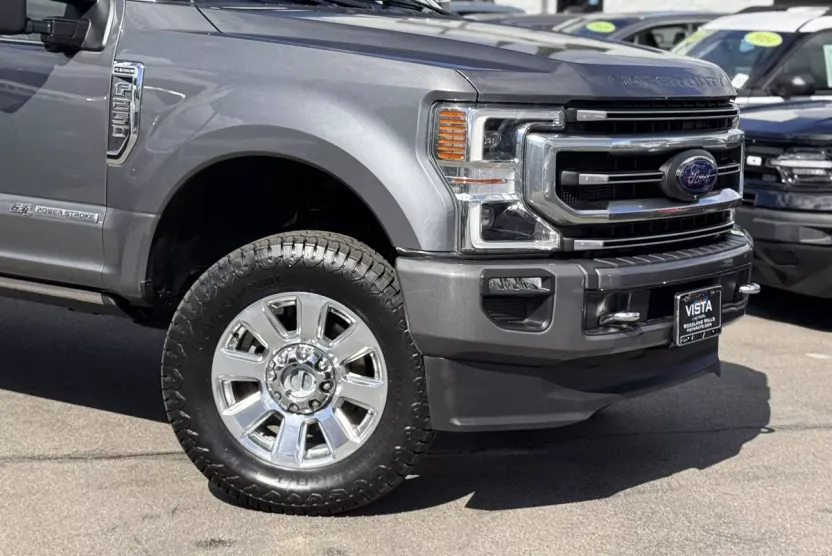 2022 Ford F-250 Platinum photo 1