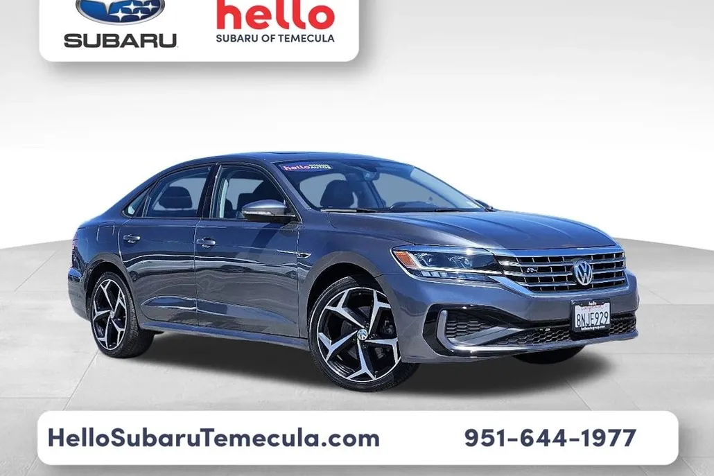 2020 Volkswagen Passat 2.0T R-Line photo 1