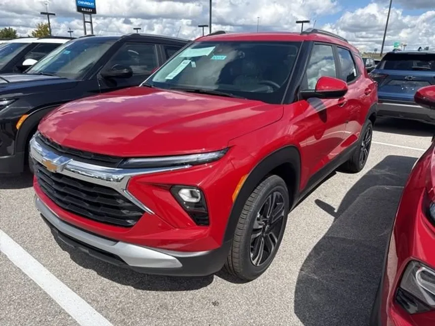 2026 Chevrolet Trailblazer LT photo 1